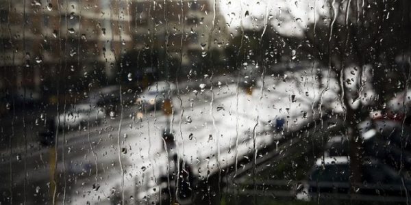 Siklon Tropis Melintas RI, Bisa Bikin Wilayah Jawa Kebagian Hujan?